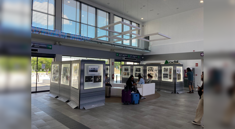Exposición fotográfica ‘Caminos de Hierro’ en la estación de Cáceres hasta el 3 de julio
Exposición fotográfica ‘Caminos de Hierro’ en la estación de Cáceres hasta el 3 de julio